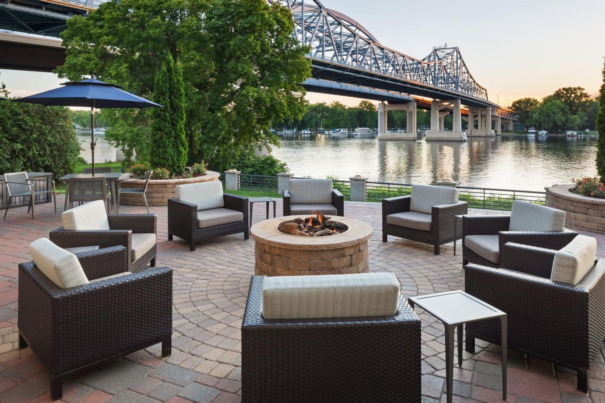 Courtyard La Crosse Downtown/Mississippi Riverfront Hotel Luaran gambar