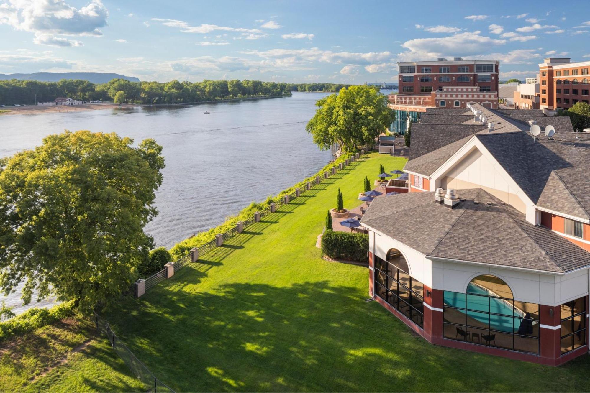 Courtyard La Crosse Downtown/Mississippi Riverfront Hotel Luaran gambar