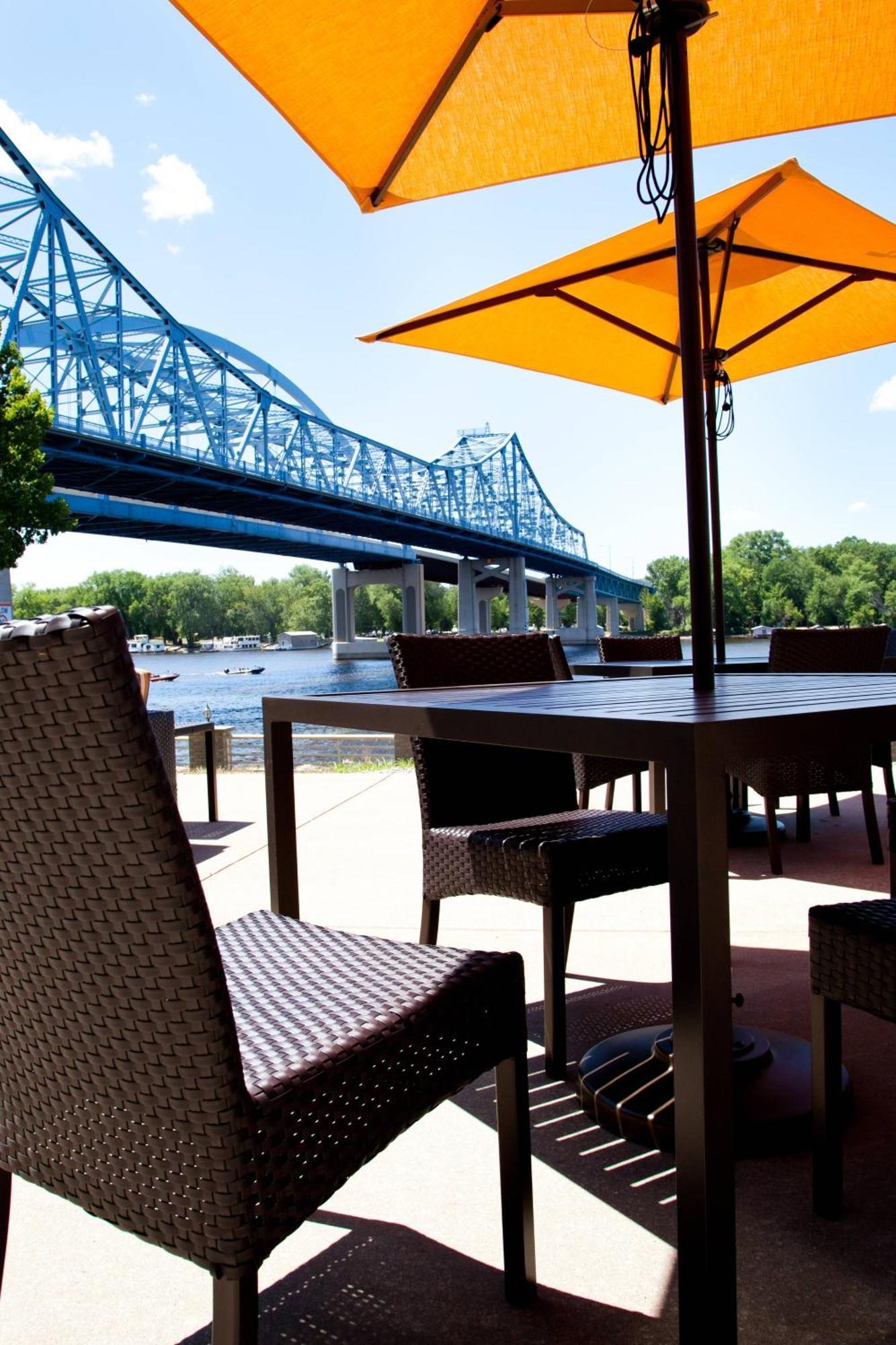 Courtyard La Crosse Downtown/Mississippi Riverfront Hotel Luaran gambar